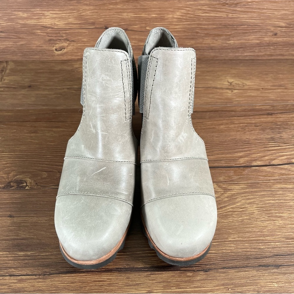 Sorel Gray Leather Cutout Ankle Booties with Wood-Block Heel - Picture 6 of 11